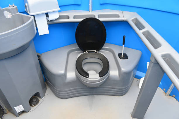 Best Portable restroom trailer rental  in Uniontown, PA